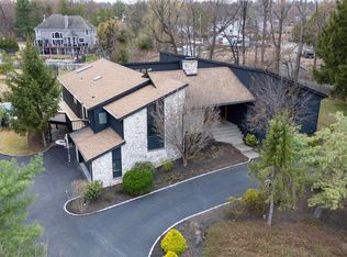 4 Frost Ct, New City, NY 10956