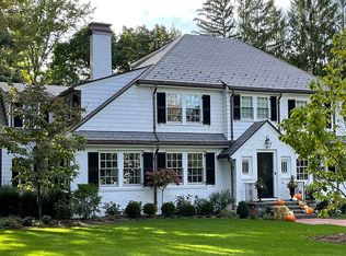 15 Ordway Rd, Wellesley, MA 02481