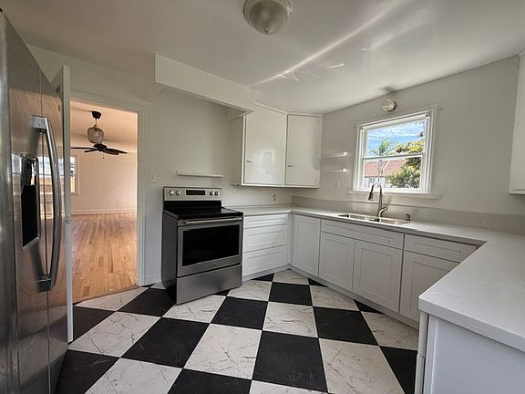 4th image of 640 13th St