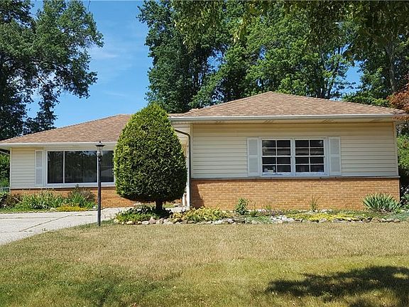 2nd image of 3660 Jeanne Dr