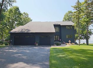 N7904 Brookhaven Beach Rd, Fond Du Lac, WI 54937