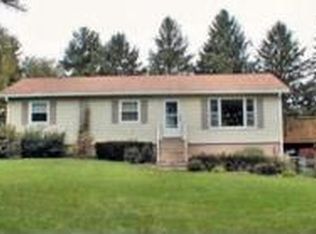 756 W Fairground Rd, Freeport, IL 61032