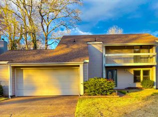 1556 Beachview Dr, Virginia Beach, VA 23464