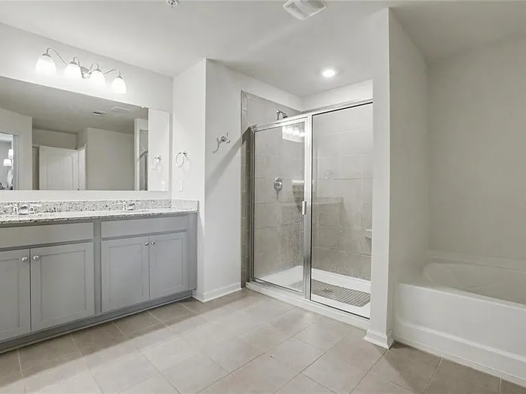 723 Woodstock Grove Dr — Photo 39