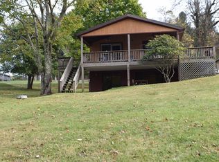 160 Flat Top Lake Rd, Ghent, WV 25843