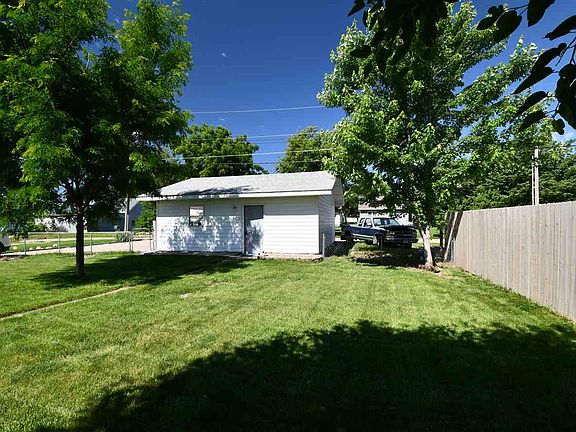 4th image of 1318 Avenue H