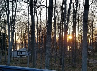 13475 N Forest Dr, Charlevoix, MI 49720