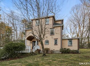 31 Oxford Court, Simsbury, CT 06070