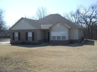 21700 Calen Dr, Claremore, OK 74019