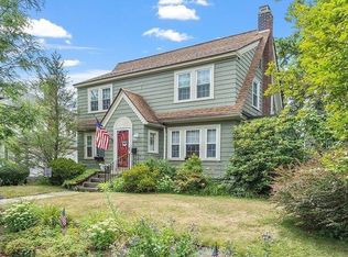 2 Devens Rd, Worcester, MA 01606