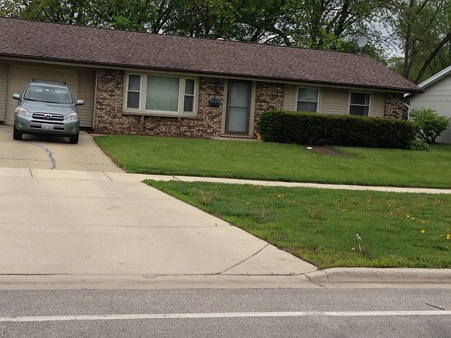 1st image of 1000 S Braintree Dr
