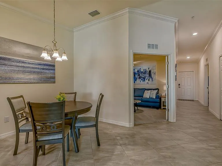 5624 Palmer Cir #203 — Photo 14
