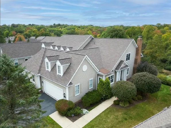 16810 Knolls Way, Chagrin Falls, OH 44023