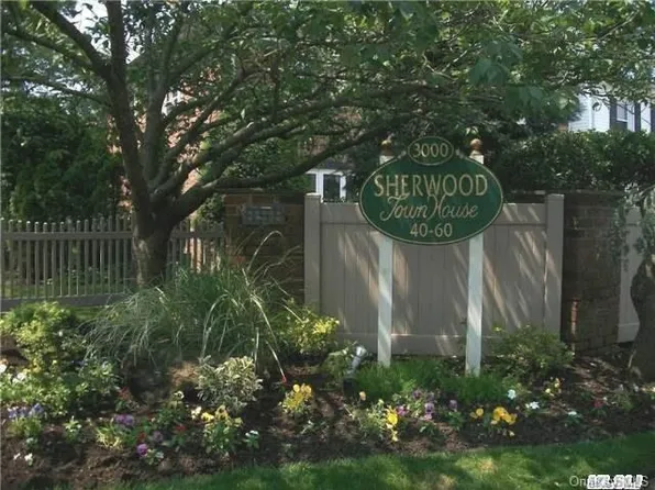 3000 Stevens Street #49, Oceanside, NY 11572