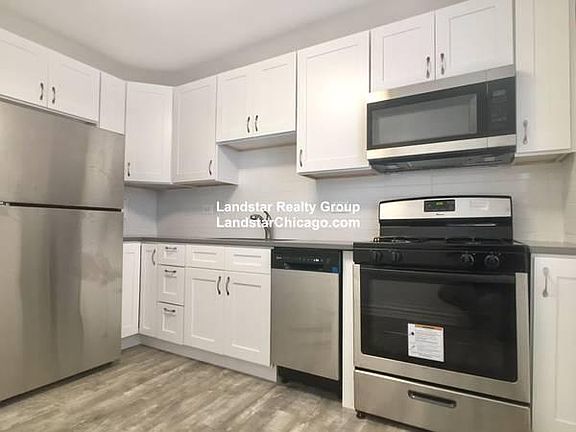 2nd image of 6711 N California Ave APT 2W