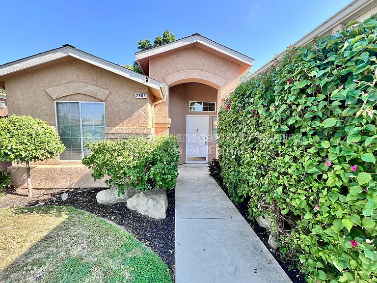 2669 Alamos Ave — Photo 13