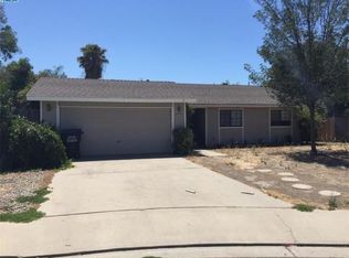 5135 W Feemster Ct, Visalia, CA 93277