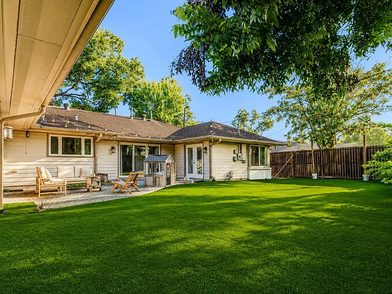3711 Linkview Dr — Photo 29