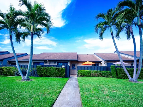 727 Sunny Pine Way #F, Greenacres, FL 33415