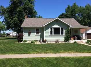 606 W 2nd North St, Wenona, IL 61377