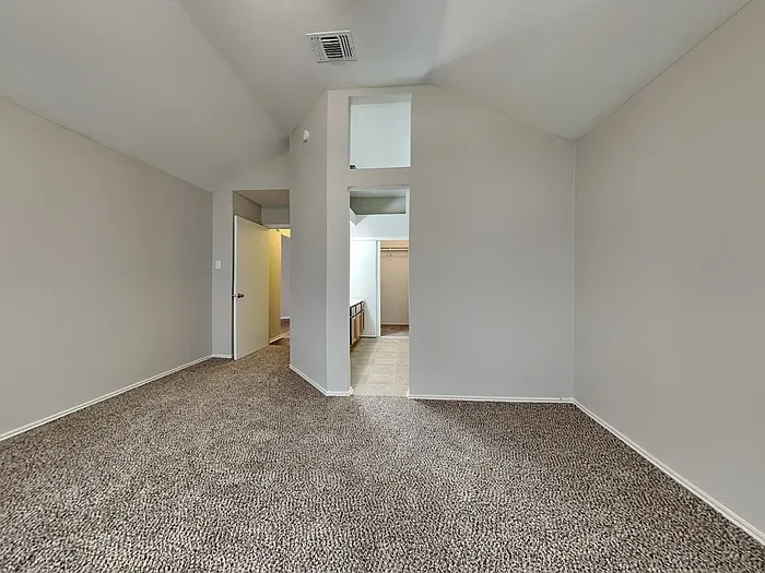 13131 Rocky Ledge Dr — Photo 10