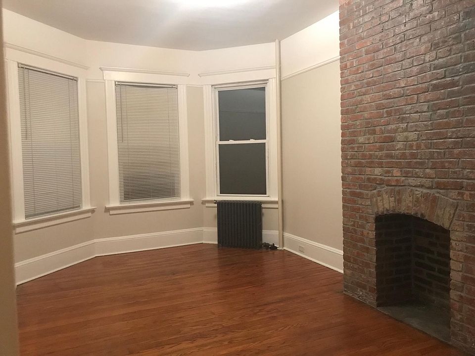 2nd image of 79 Morsemere Ave