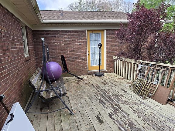 5th image of 2212 Quail Dr