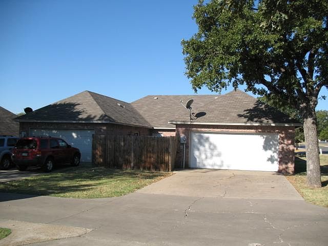 1st image of 101 Henson Ct