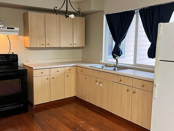 Studio Kitchen
