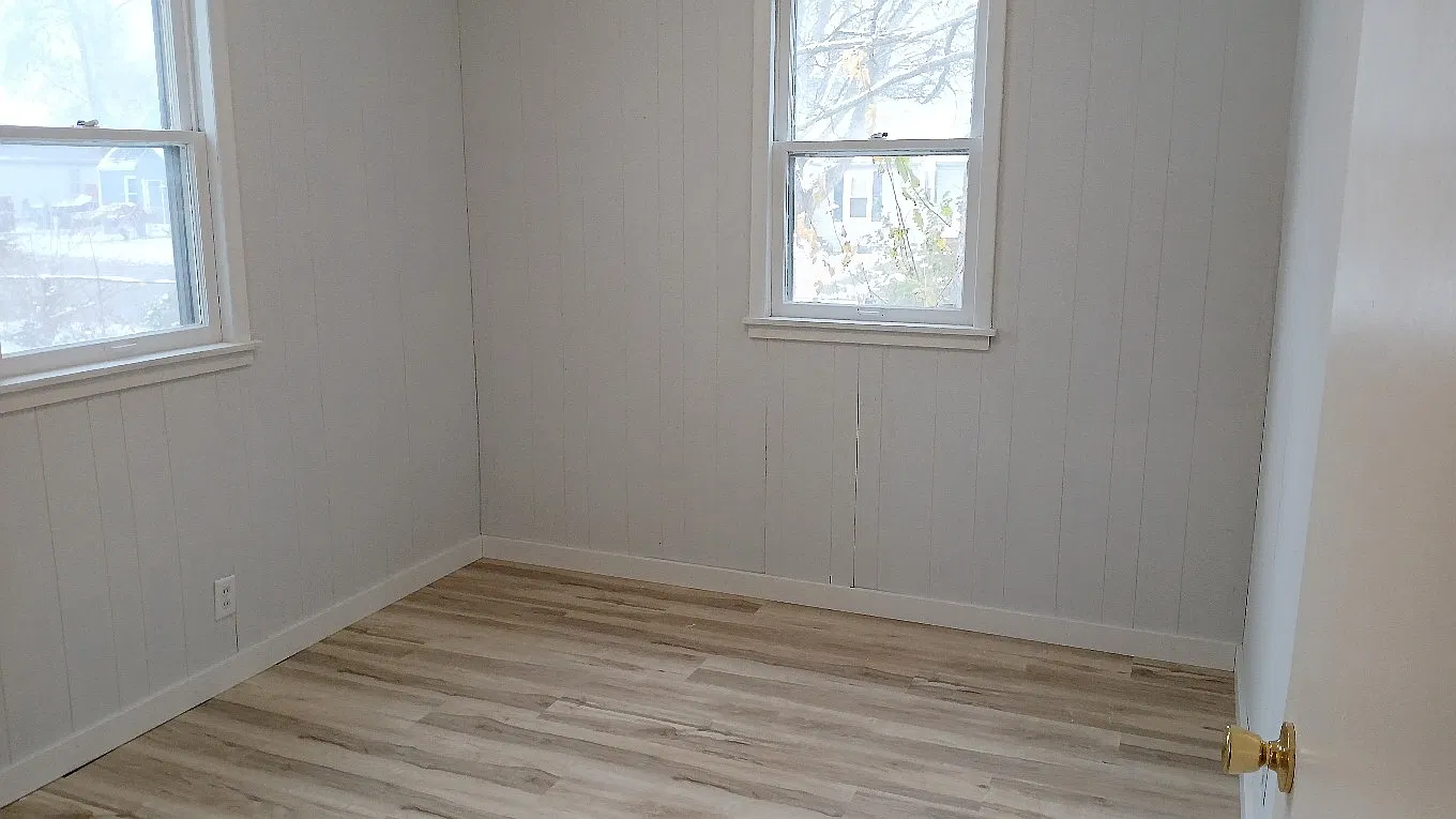 Charming 3-Bedroom Home in Muncie's Thomas Park — Photo 1