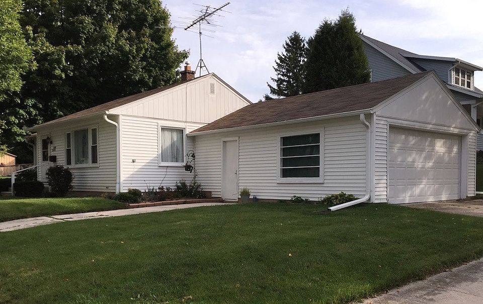 1st image of 2505 N 22nd St