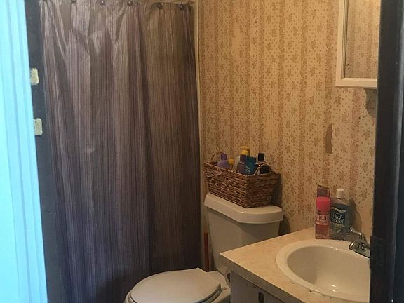 4th image of 2208 Blair Dr
