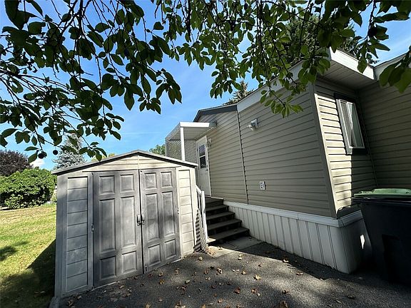 5th image of 3535 Casorso Rd Unit 6