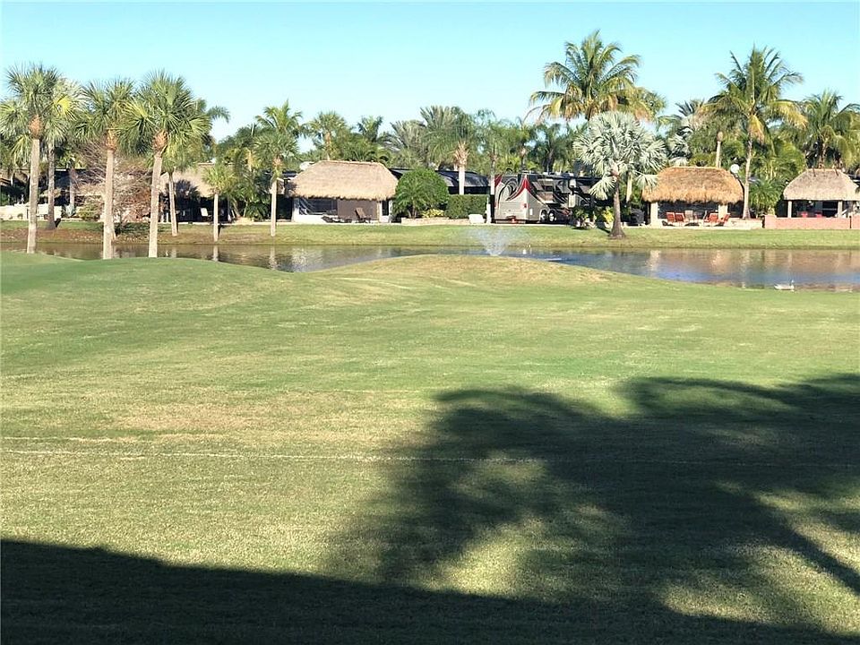 1st image of 481 NW Boundary Dr