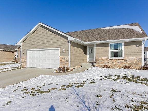 2nd image of 1045 Bellflower Dr