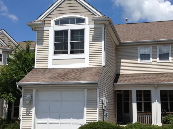 434 Homestead Ct, Stewartsville, NJ 08886