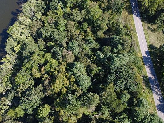 12th image of L16-L18 Hillside Dr