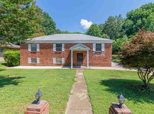 5260 Brenton Ave, Memphis, TN 38120