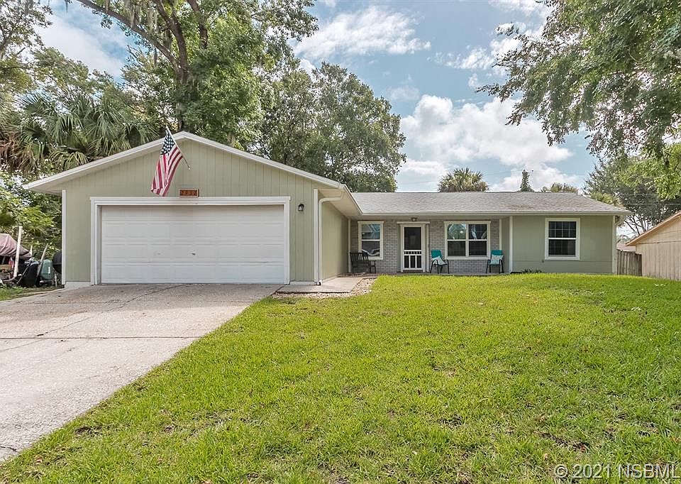1st image of 2937 Woodland Dr