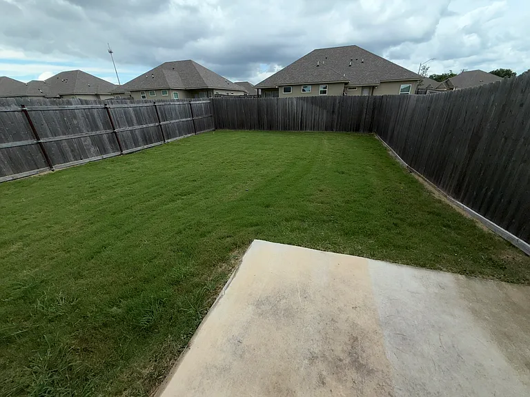3415 Fenway Cir — Photo 10