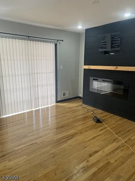 3 bed, 2.0 bath, $2,700 — Photo 3