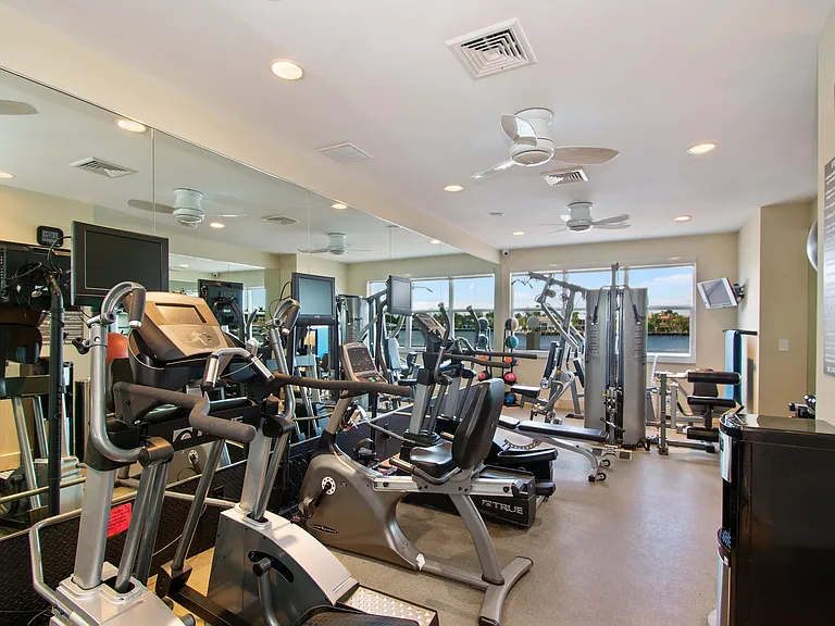 511 Bayshore Dr #206 — Photo 18