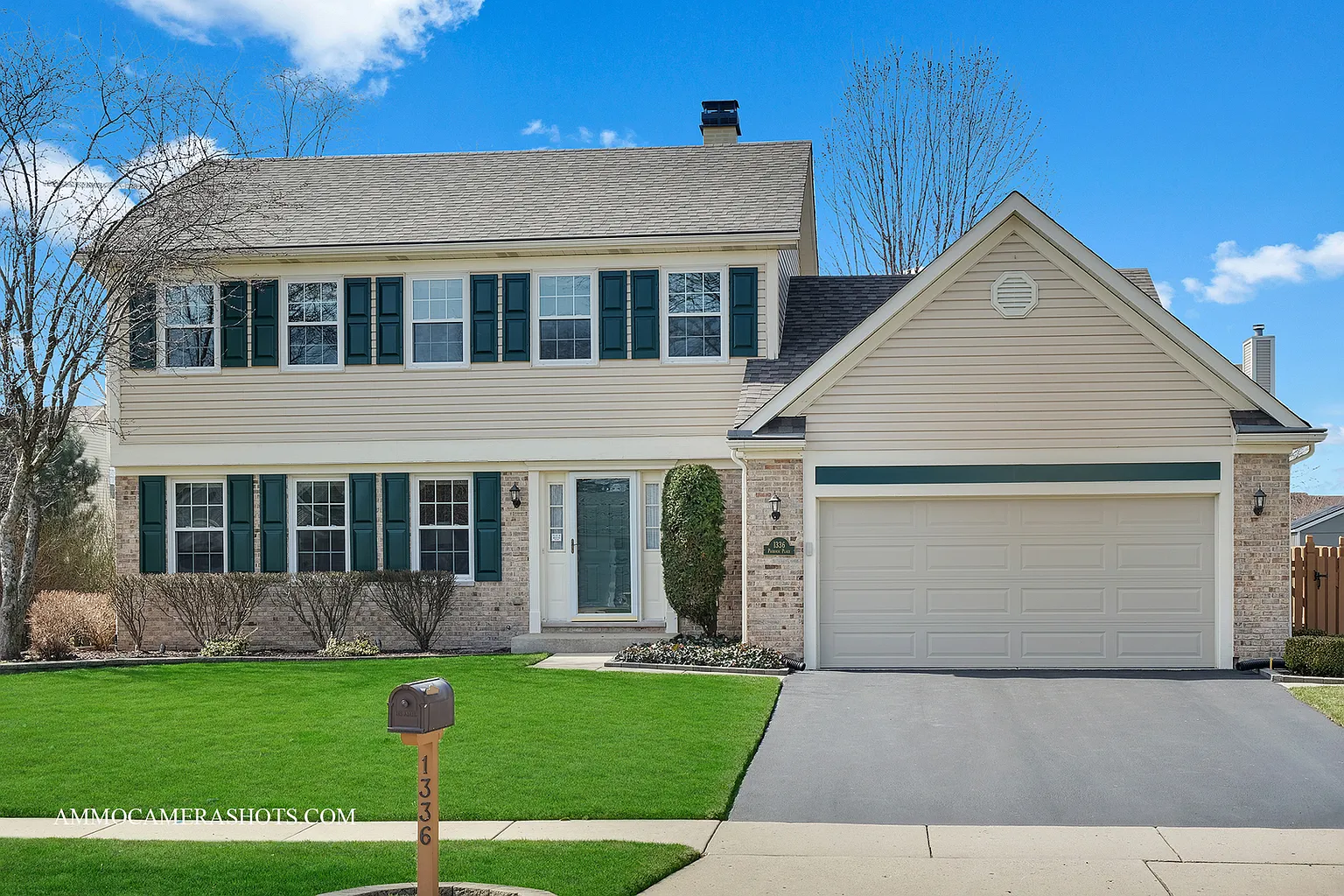 1336 Paddock Pl photo 1