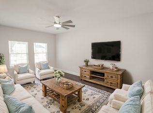130 Briarwood Rd #226, Statesboro, GA 30458