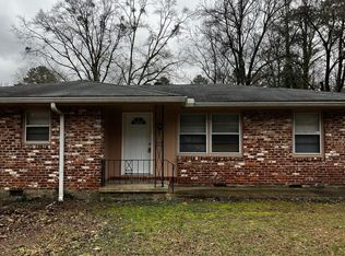 2829 Laurel Ridge Dr, Decatur, GA 30033