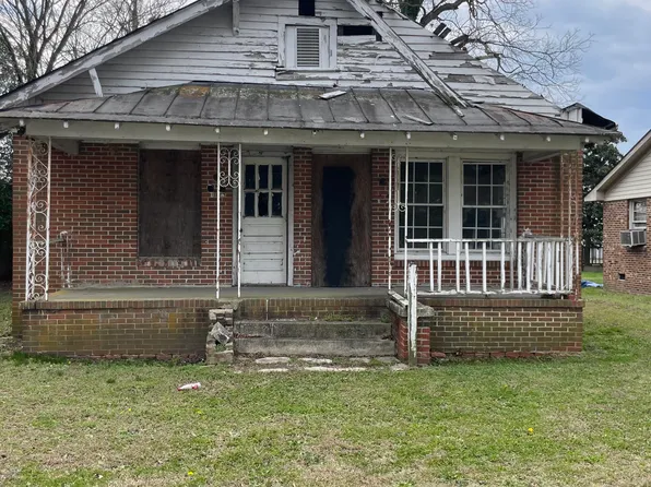 736 Lincoln Street S, Wilson, NC 27893