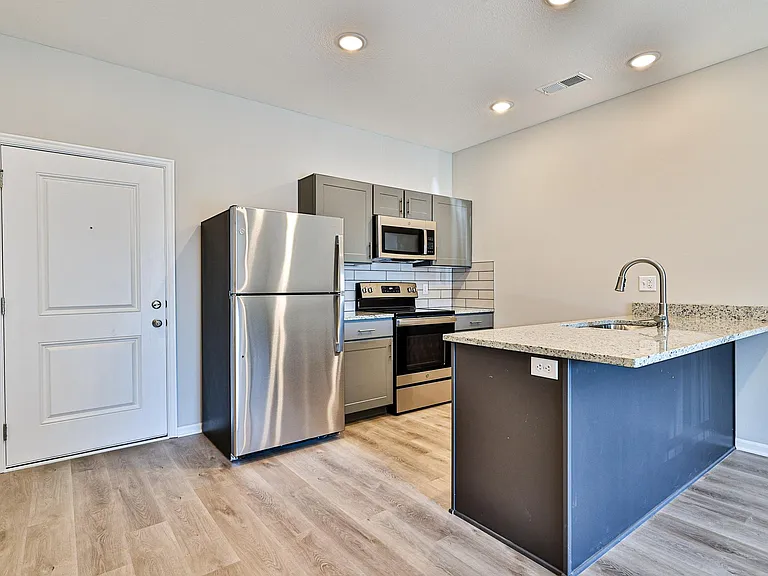 The Lofts at Bridgewood — Photo 45