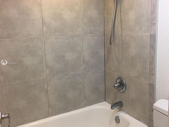 4th image of 777 NE 62nd St APT C112