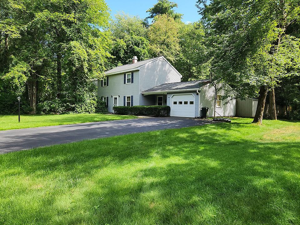 1st image of 9 Huntwood Dr