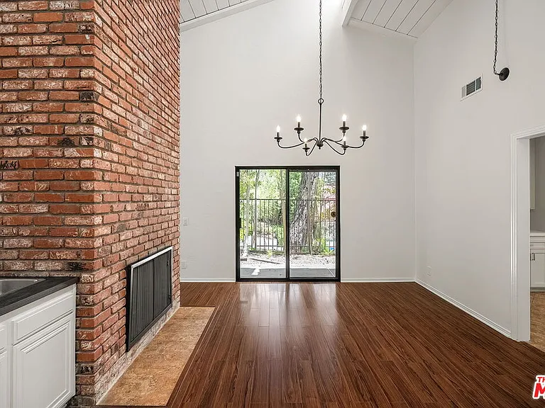 2952 Bottlebrush Dr — Photo 10